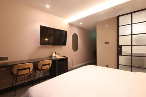 Brown Dot Hotel Sajik Baseball Stadium Pusan Zewnętrze zdjęcie